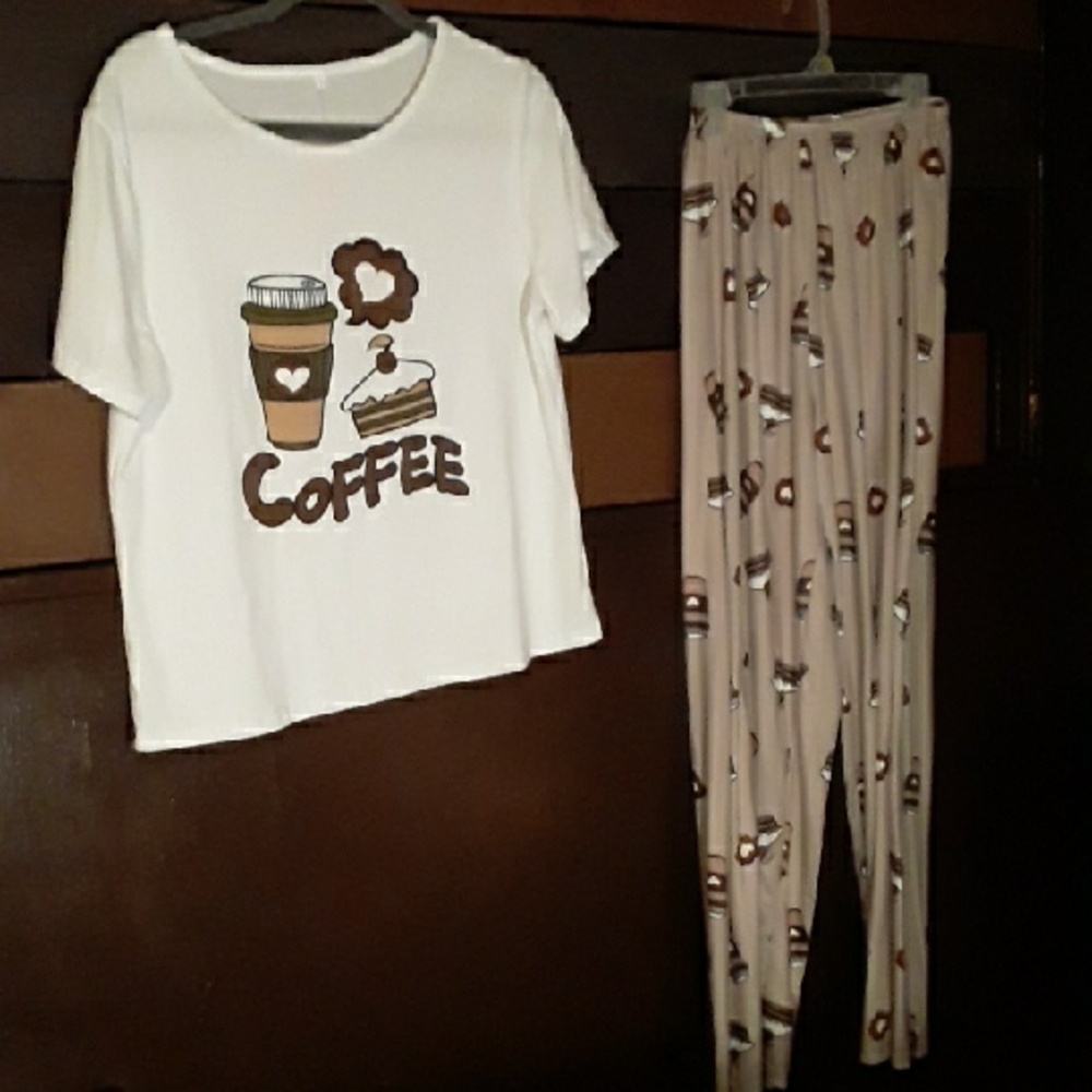 Large Coffee Short Sleeve Pajama Top With matching Pants